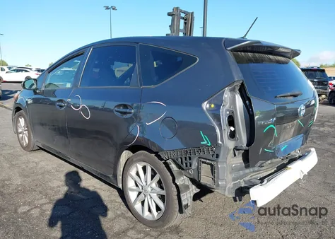 2013 Toyota Prius V Five z USA, uszkodzony, nr VIN JTDZN3EU6D3283398